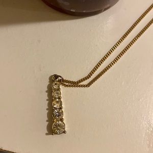 Don’t wear, sits on jewelry display, could look so pretty on someone else!!